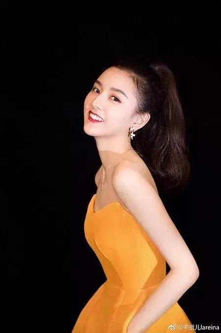 50岁洋气马尾扎法,清纯高马尾怎么扎