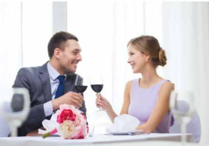 爱一个人可以卑微到尘埃里下一句,爱一个人可以低到尘埃里张爱玲