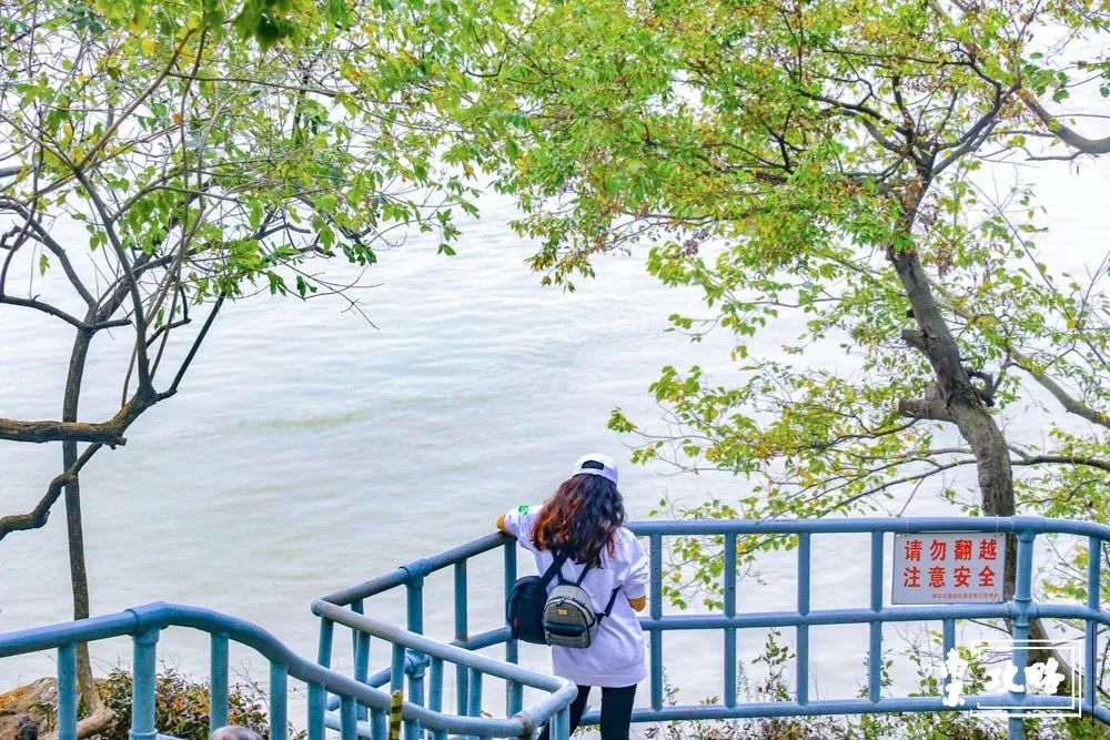 燕子矶公园值得去吗,燕子矶公园的介绍