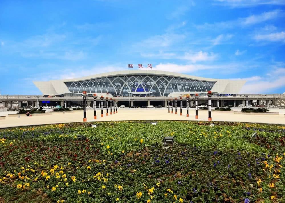 安徽的一个县，曾是全国人口第二大县，如今常住人口约166万