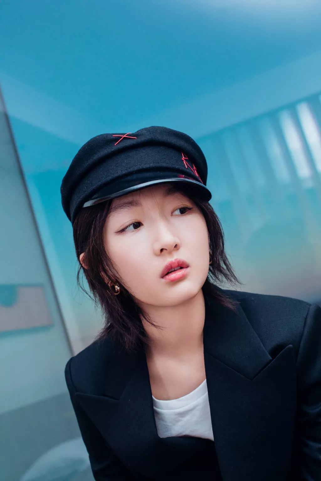 周冬雨变美女,周冬雨变好看了