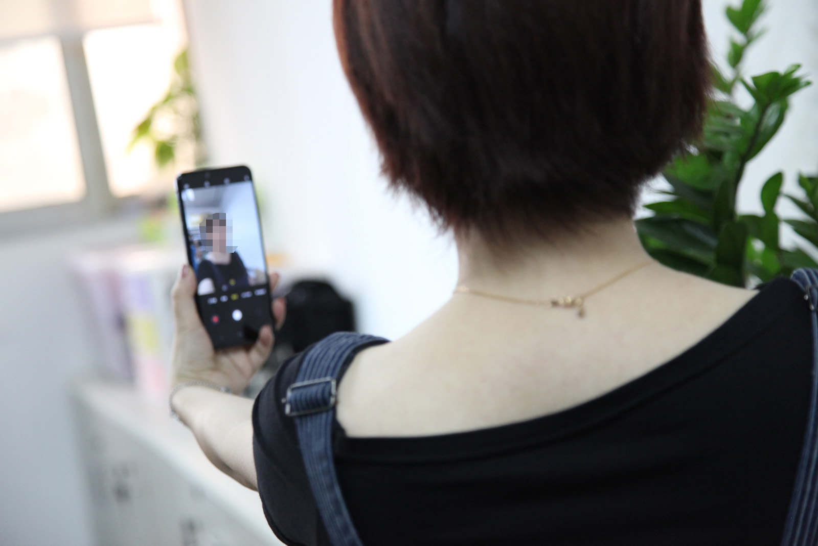 lgg8thinq屏幕显示效果,lgg8thinq总成