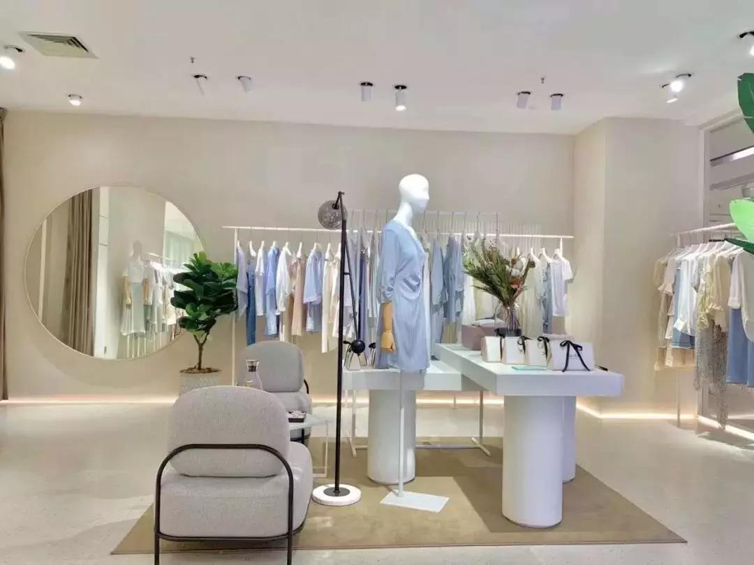 现在开女装店,现在开女装店还有前途吗