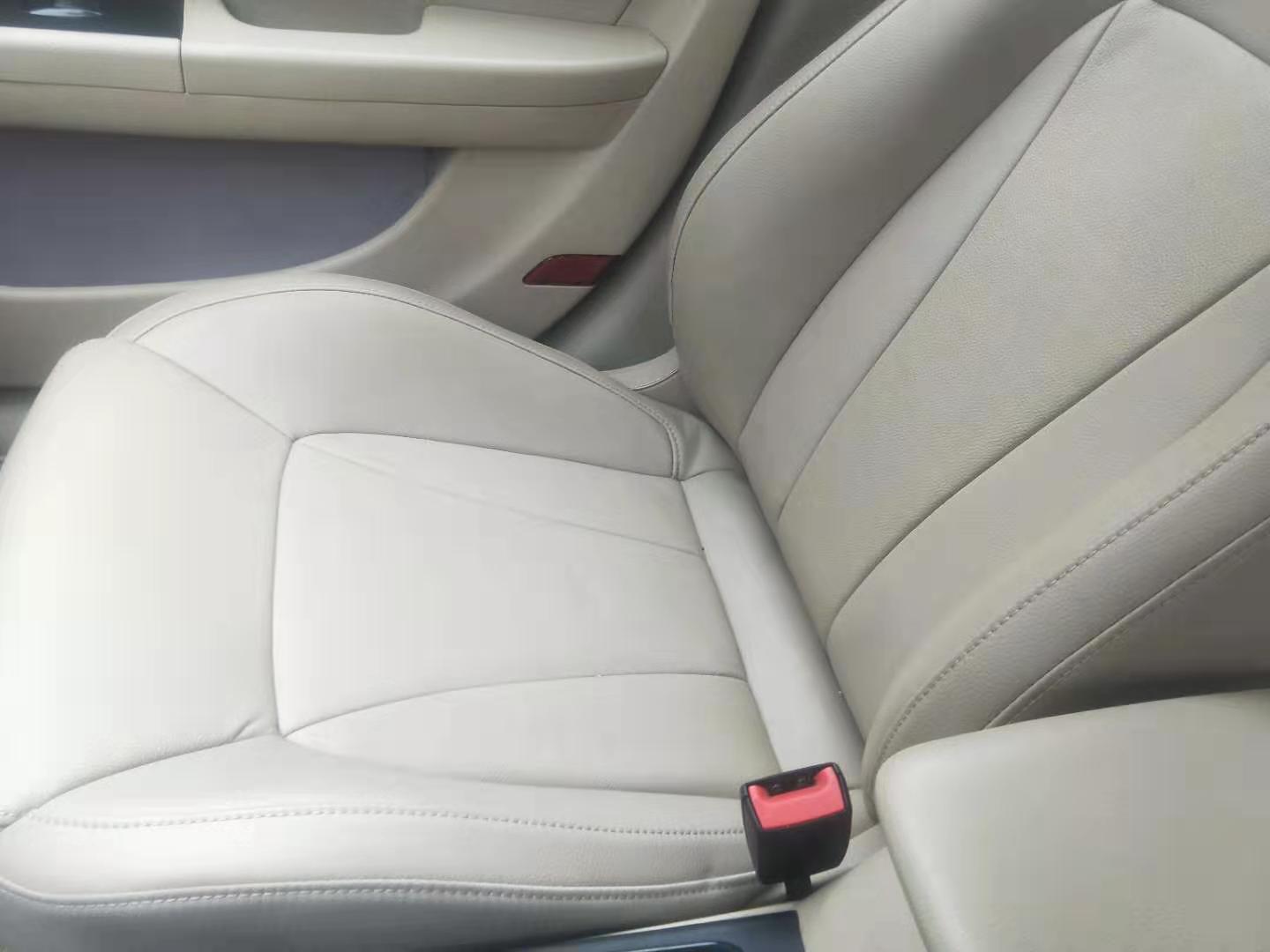 独立悬挂，电动座椅，质量可靠，带商业险，胖哥这算是捡漏了吗？