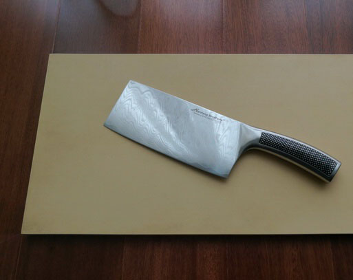 找来几把厨刀品评一下，打发在家无聊时光