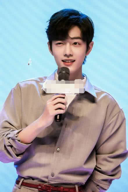 肖战最新同框,肖战早期同框