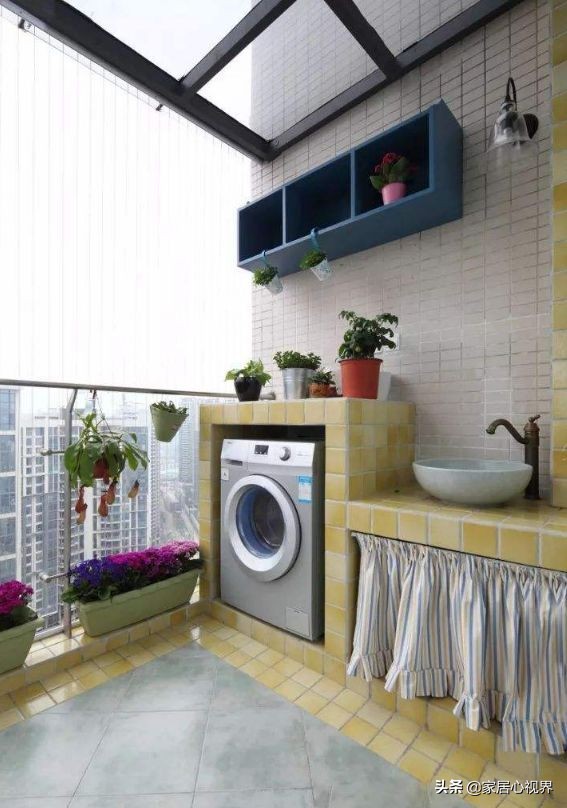 洗衣台安装阳台哪个位置比较好,阳台上一般装洗衣台吗