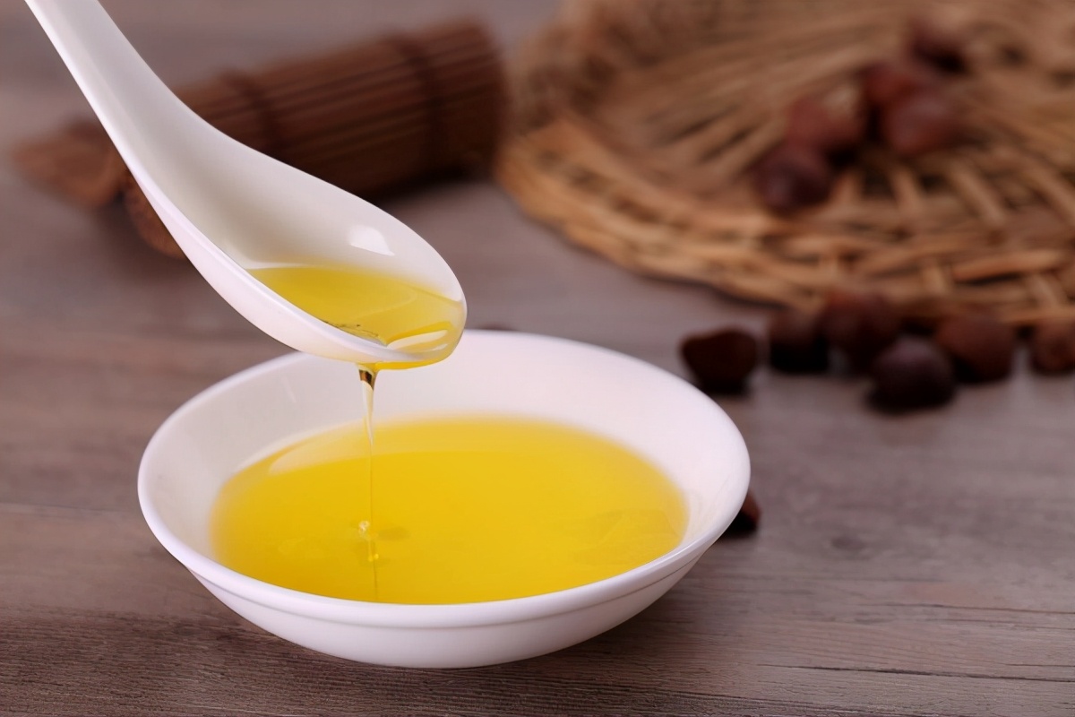 为什么市场上很少有人吃山茶油,山茶油为什么适合健康达人