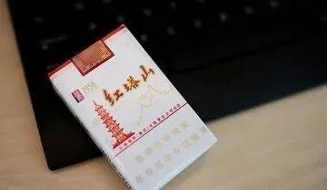 点烟的礼仪视频教程大全,点烟礼仪的正确方法