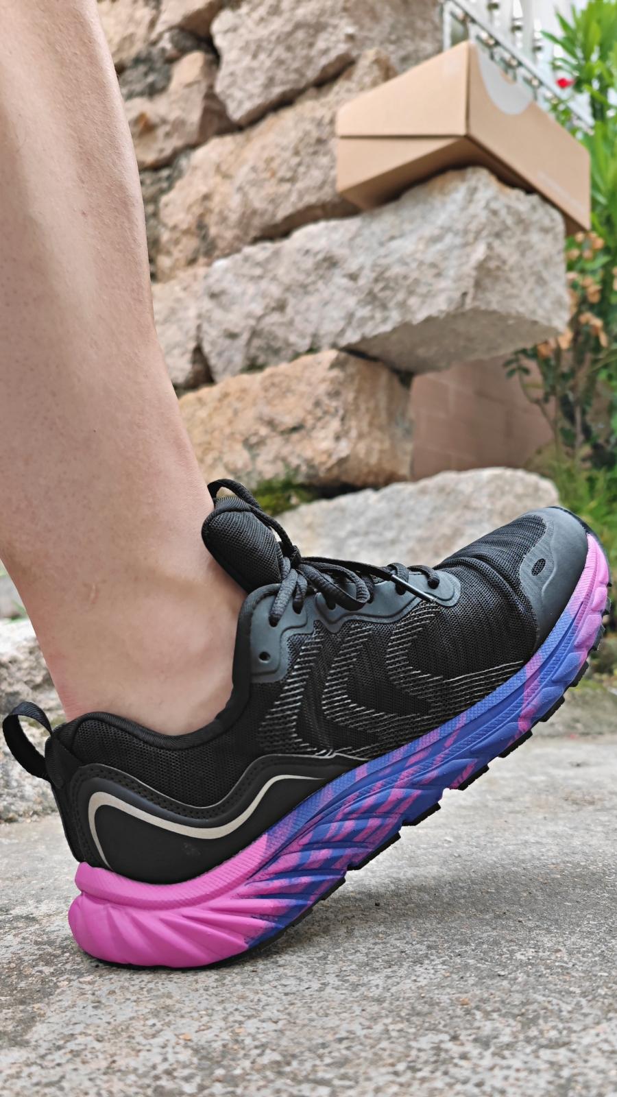 咕咚跑鞋有什么特点和优点,咕咚5k跑鞋体验分享轻便舒适透气