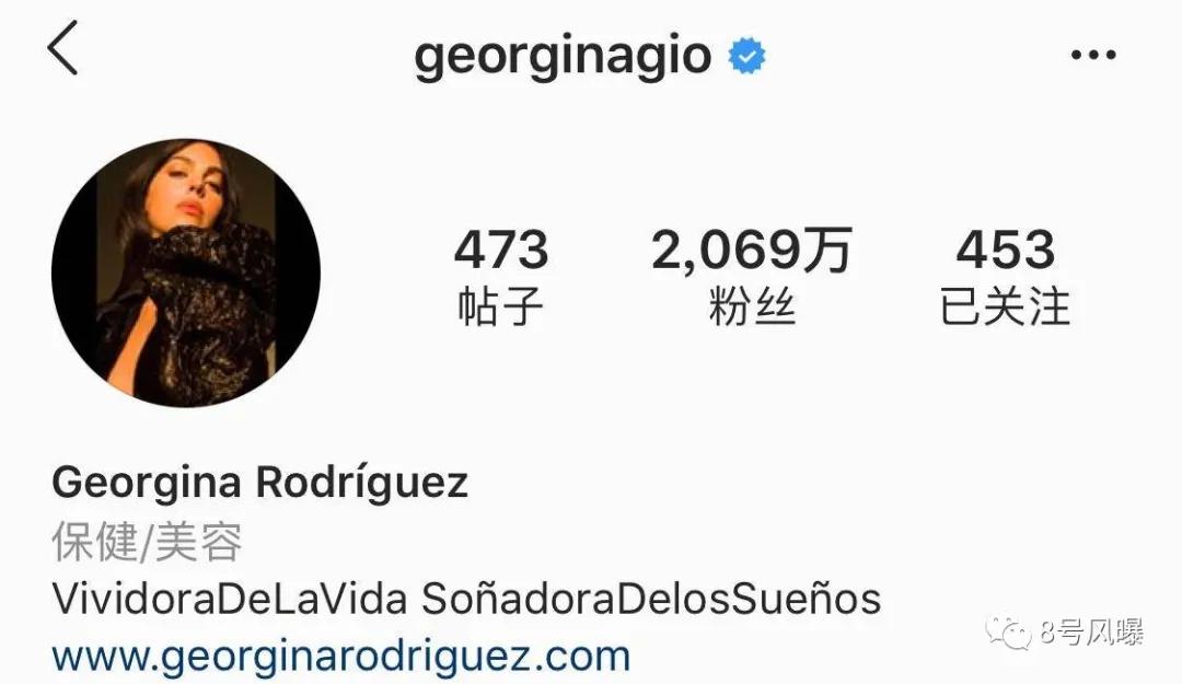 她们还在名媛群拼单，这位柜姐已经收服了世界顶级海王