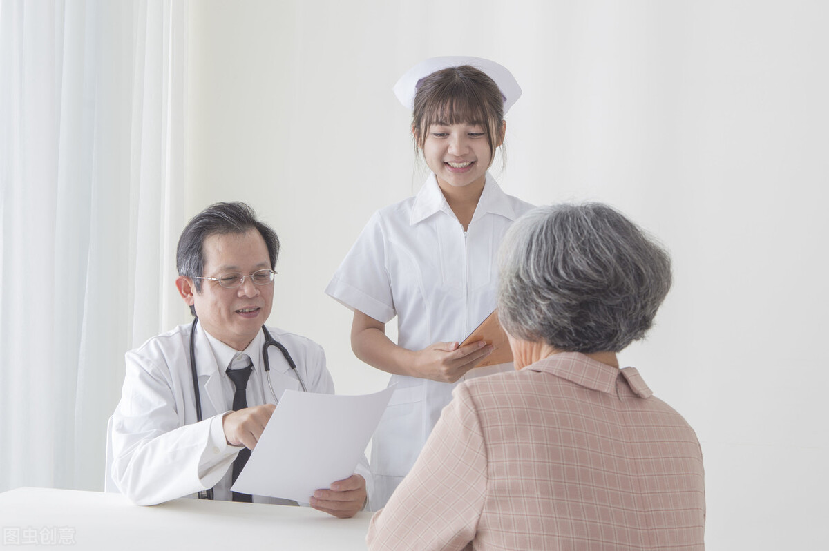 肝性脑病出现狂躁症状会怎样,肝癌肝性脑病有什么症状和表现