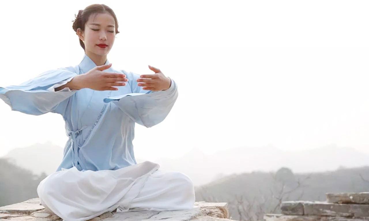 读易经可以让你的业绩翻番,易经讲月盈则亏