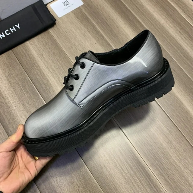 纪梵希军靴,纪梵希警鞋