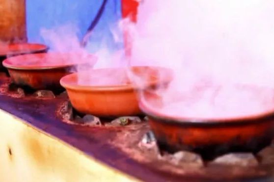 从城西跑到城东上班,从城西到城东穿越一座城