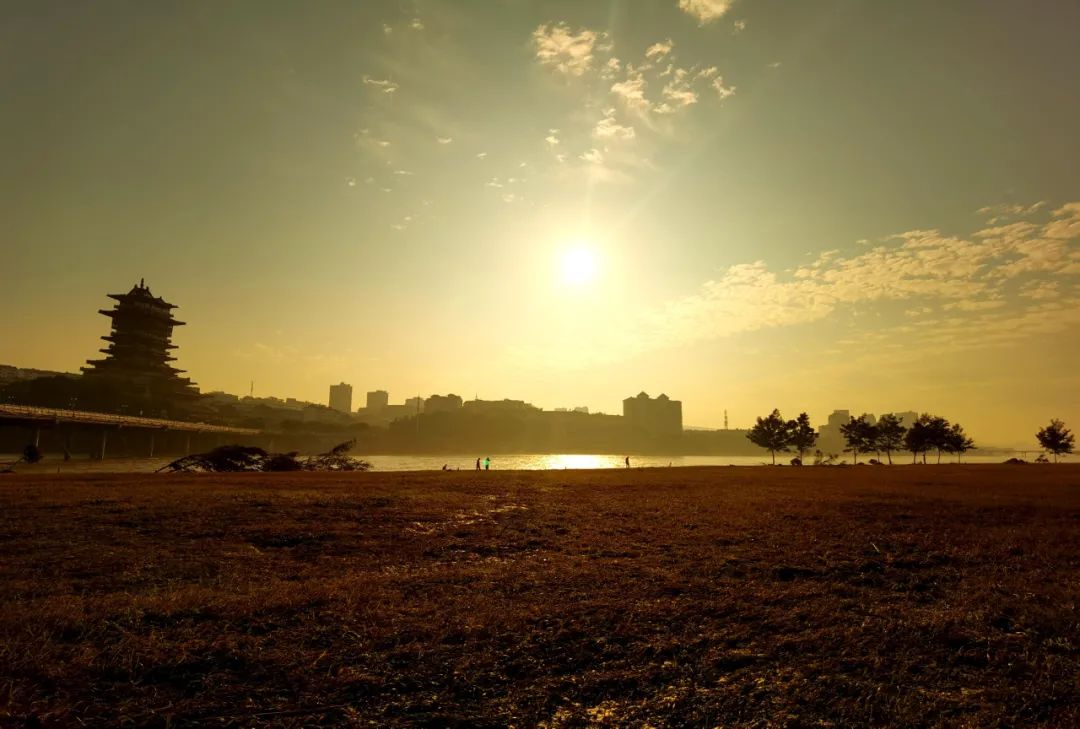 登上富乐山山顶看绵阳美景,登高赏菊富乐山