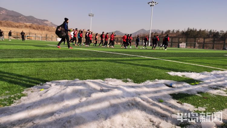 青岛中创恒泰足球俱乐部球员名单,青岛中创恒泰俱乐部