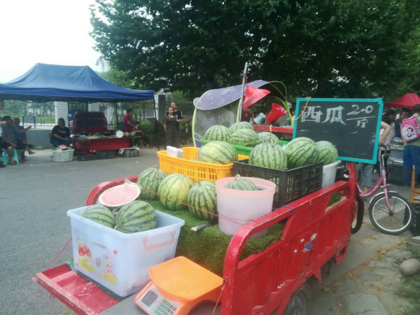 马驰地摊日记（3）师傅说我的鞋，像电影《少林足球》里面的球鞋