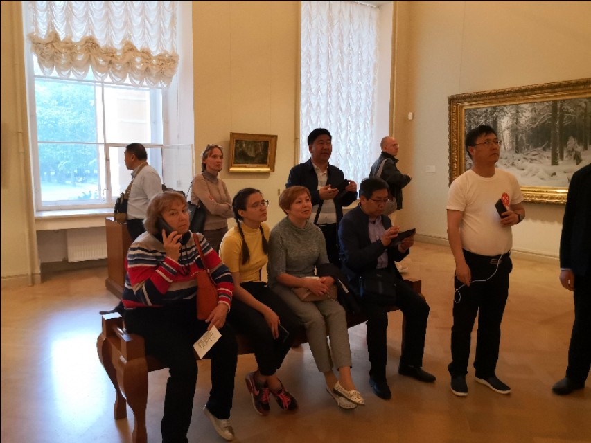 去俄罗斯旅游买什么划算,出国旅游的话去哪里更有性价比