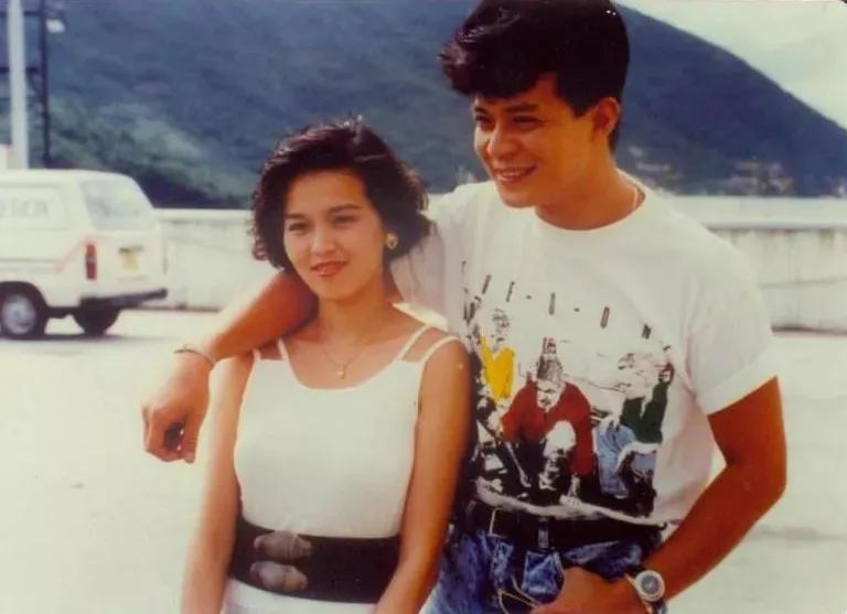 “蠢人”黄日华其人