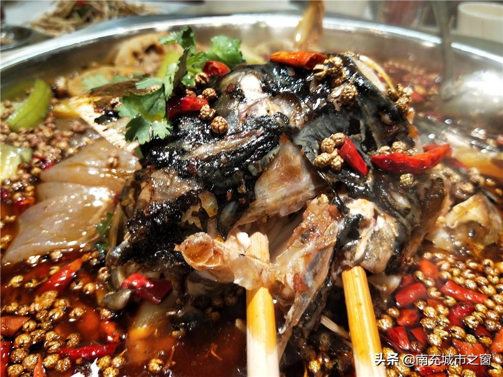 南充嘉陵九味美蛙鱼头,南充吃美蛙