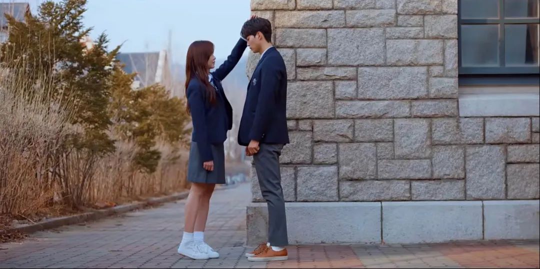 接吻狂魔！第一集就kiss，一口气刷完全集