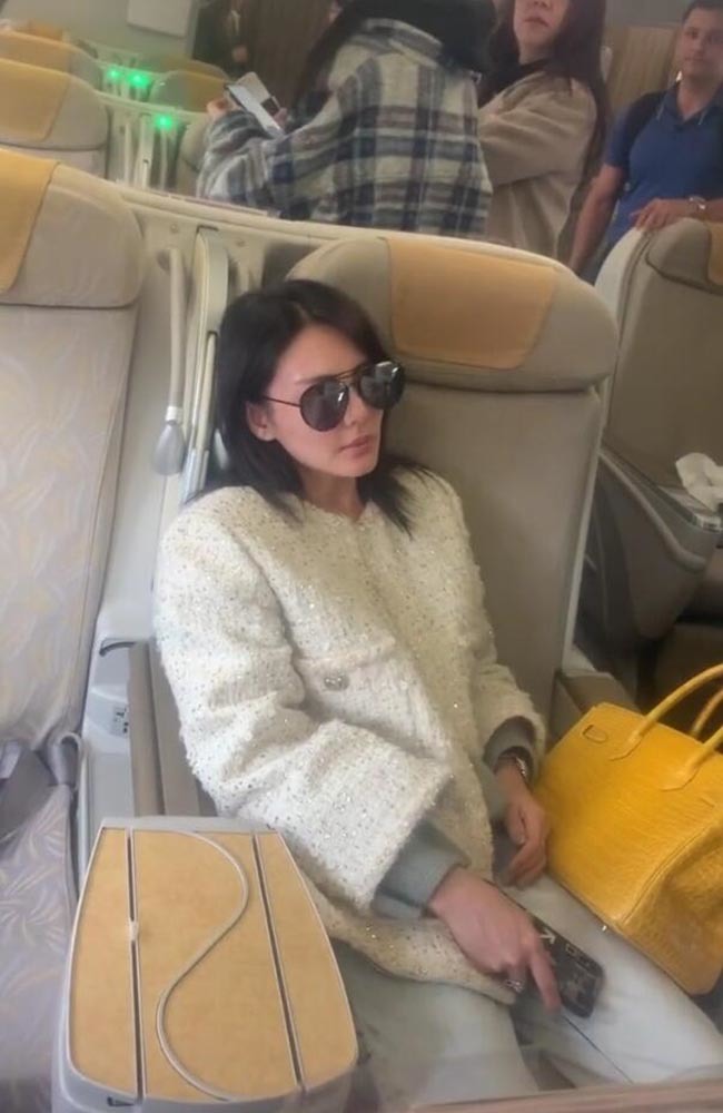 张雨绮机场视频完整版,张雨绮机场完整视频