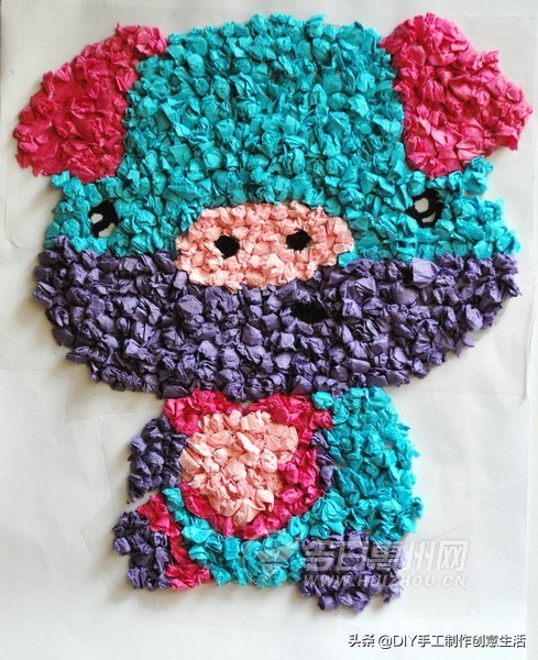 用圆纸片手工制作圣诞贴画,奇妙的纸片贴画手工