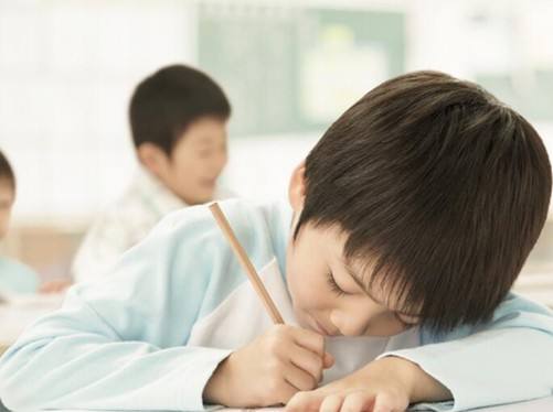 防止或矫正儿童少年的驼背,防止驼背可以护腰