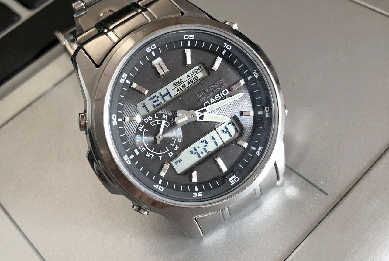 卡西欧光动能mrws300h,卡西欧lcw-m300d怎么验证真假