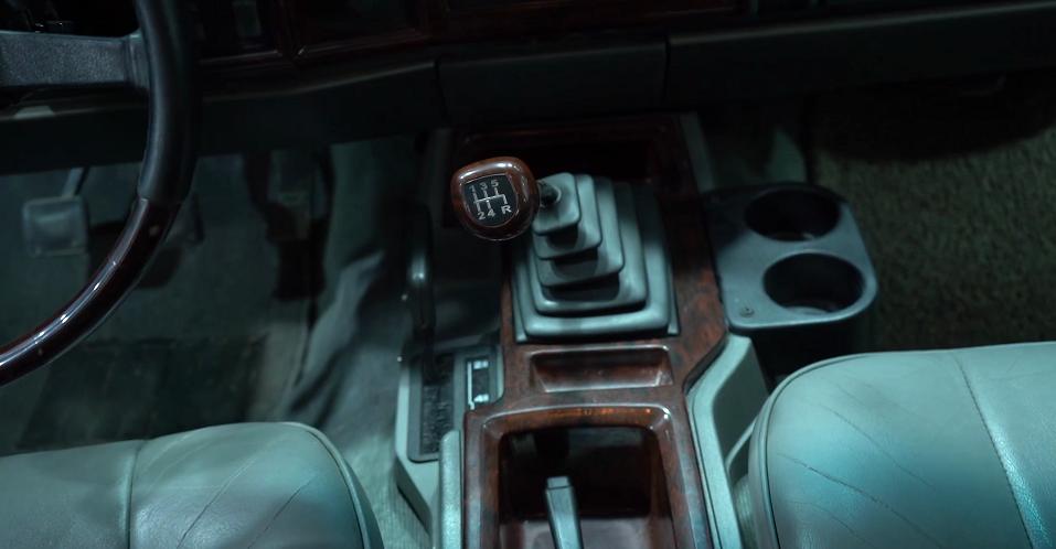 美式沙发还能越野只需2万，二手皮卡能否成为真香警告？