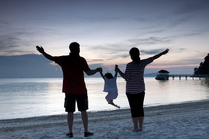 3岁的孩子真难管，是他进入了“执拗敏感期”，家长学会这4点应对