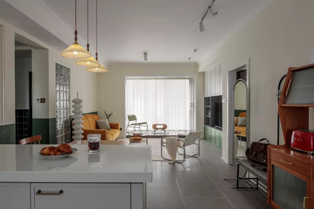 藏不住了!开室内窗,才是拯救90m²老旧二手房的终极大招