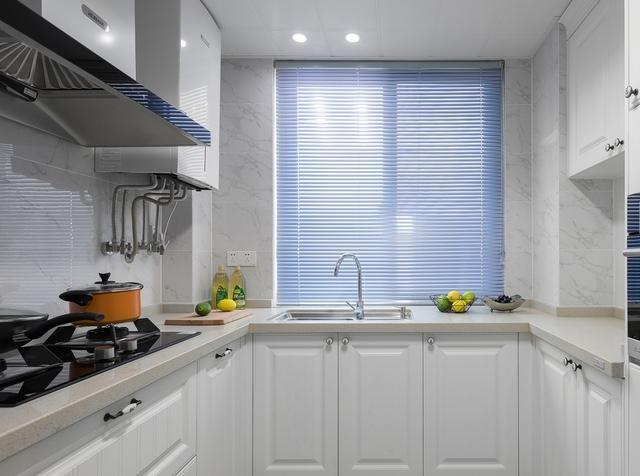 夏天厨房做饭如何降温,夏季厨房怎么降温最快