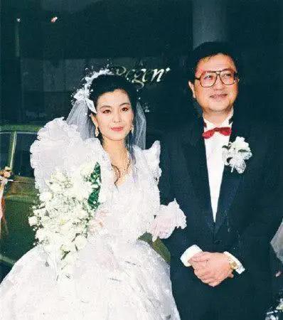 21岁嫁4婚丈夫，结婚13天成寡妇，被*养包**4年醒悟给正室斟茶求原谅