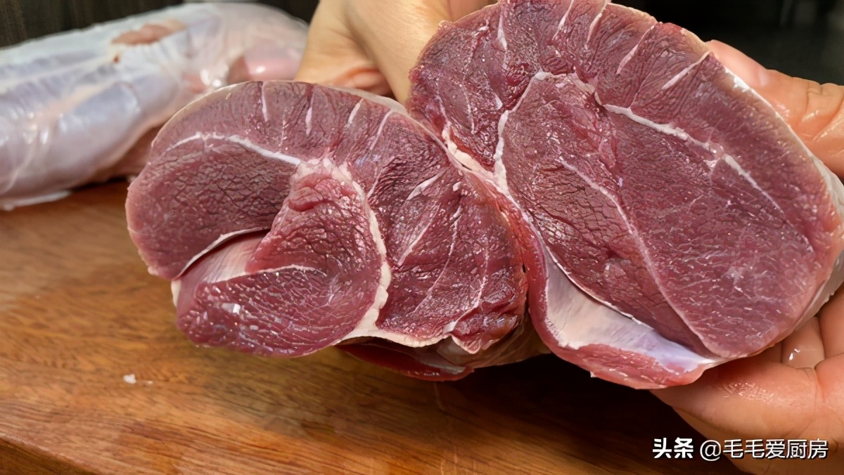 五香酱牛肉家常做法简单三步,五香酱牛肉酱香浓郁口感绝佳