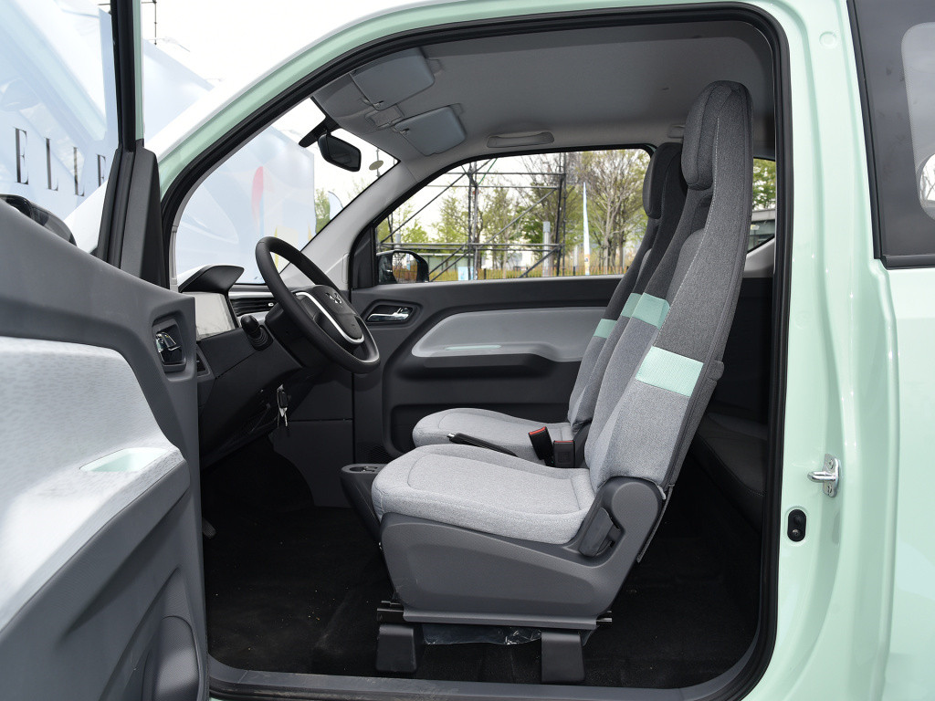 试驾五菱旗舰车型,五菱最好的代步神器