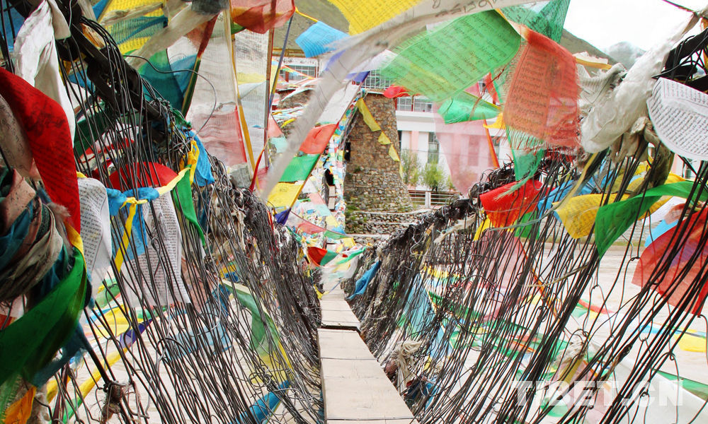 藏戏鼻祖唐东杰布资料,藏戏开山鼻祖唐东杰