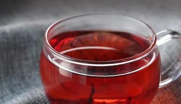 32岁女白领确诊宫颈癌晚期，医生说出真相，丈夫直接拒绝治疗