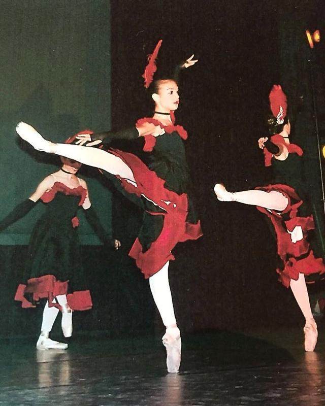 C罗拍摄女友和大儿子健身视频！霸道总裁一家子都在不停地奔跑