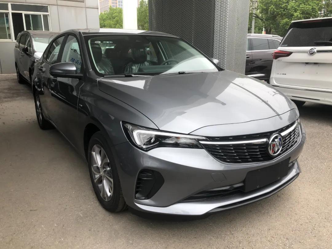 别克英朗1.5t三缸好还是1.5四缸好,探店优惠5万多的别克英朗