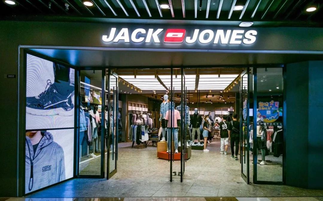 娴佹按鐨勫コ涓婚搧鎵撶殑姝﹁棌,only濂宠鍜寁eromoda椋庢牸鍖哄埆