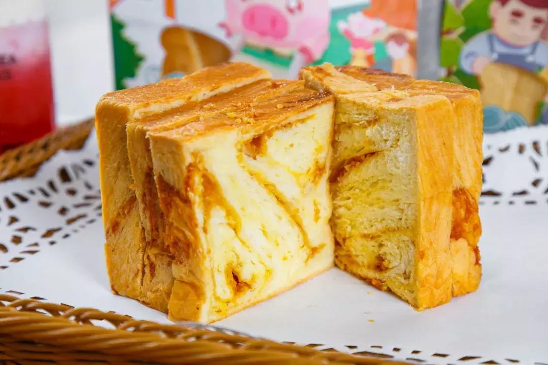 凭借一条吐司火遍全国大江南北，这次终于来到昆明了