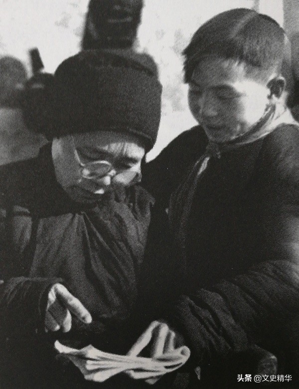 扫盲运动和新卫生运动,扫盲运动起止时间