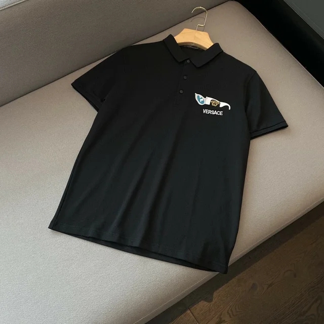 耐克今年衣服,耐克不行了吗