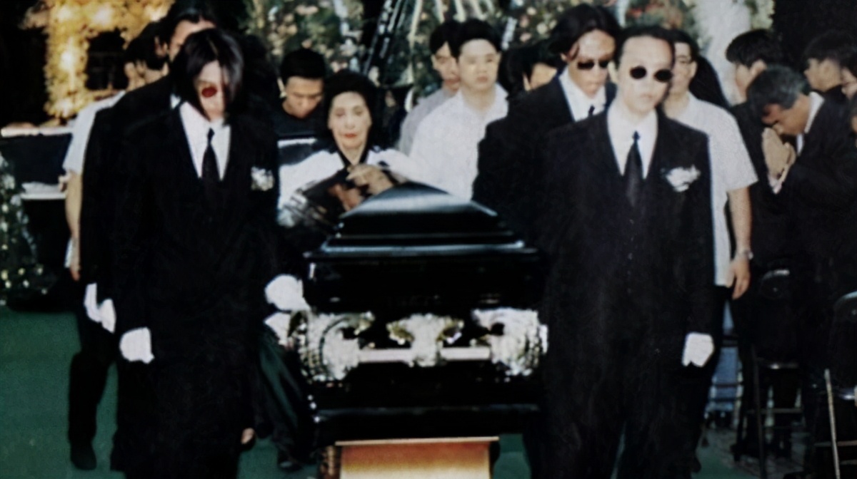 黄家驹低谷时期的灰色轨迹,黄家驹早期辛酸史