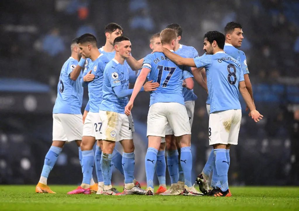 瓜帅17连胜剑指冠军,瓜帅创曼城夺冠视频