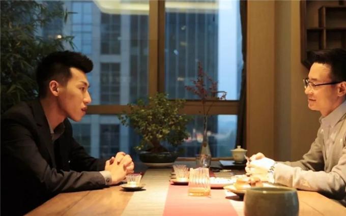 富二代被害得家破人亡后回来报仇,富二代破产爸妈被抓