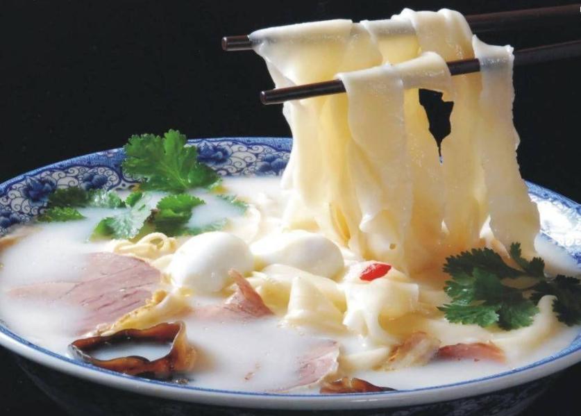 郑州烩面最正宗的店火车北站,郑州烩面168元一碗是哪家