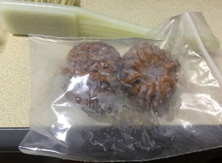 大宝闷核桃是什么原理,核桃用大宝闷完之后前后对比